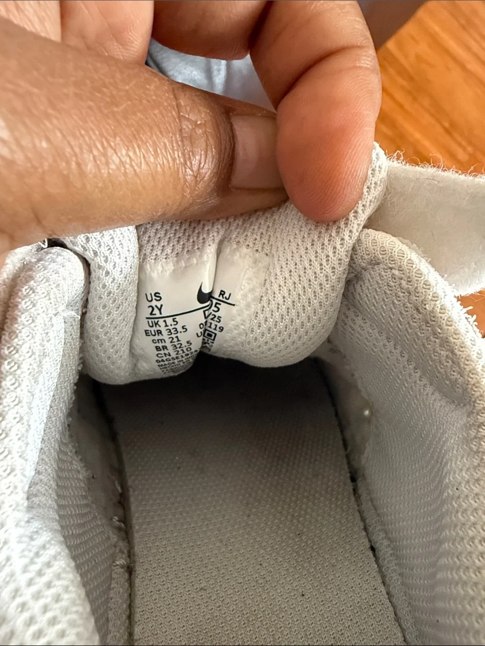 Nike Kids White Mesh Sneaker - Youth 2Y